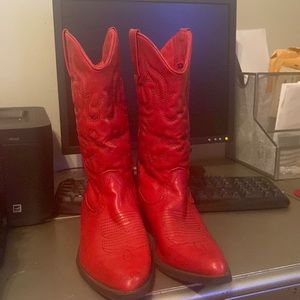 Cowgirl boots red